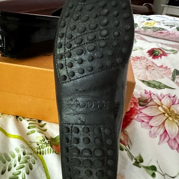 Tod’s Gommino patent leather loafers with fringe size 38.5. - Picture 6 of 7